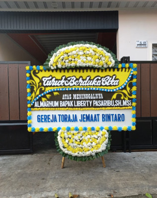 Papan Bunga Duka di Pabatu